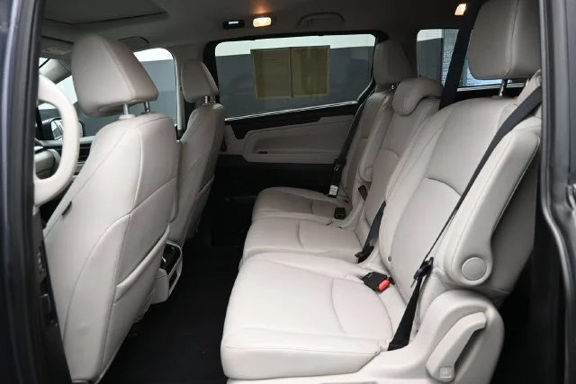 Used 2025 Gray Honda EX-L image 9