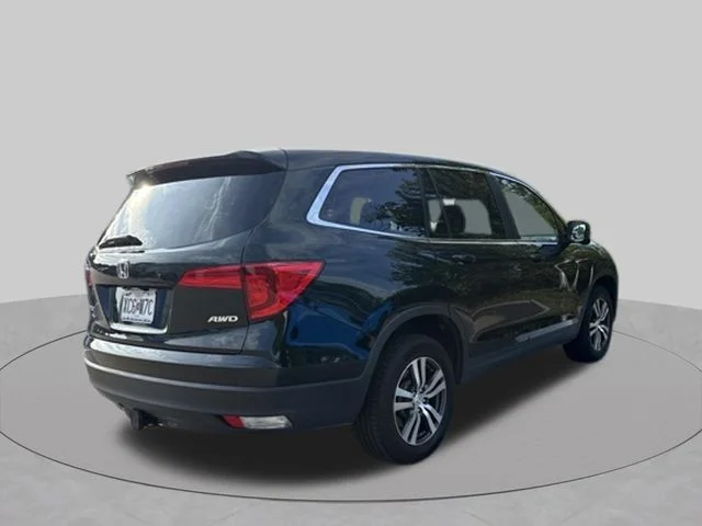 Used 2017 Honda Pilot EX with VIN 5FNYF6H3XHB084036 for sale in Jefferson City, MO