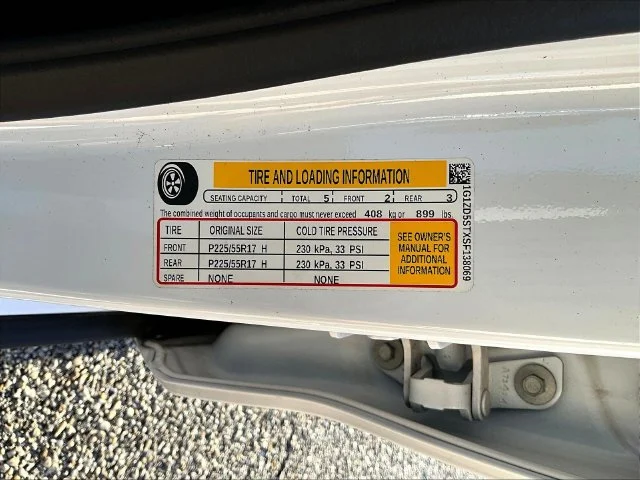 Used 2025 White Chevrolet LT image 22