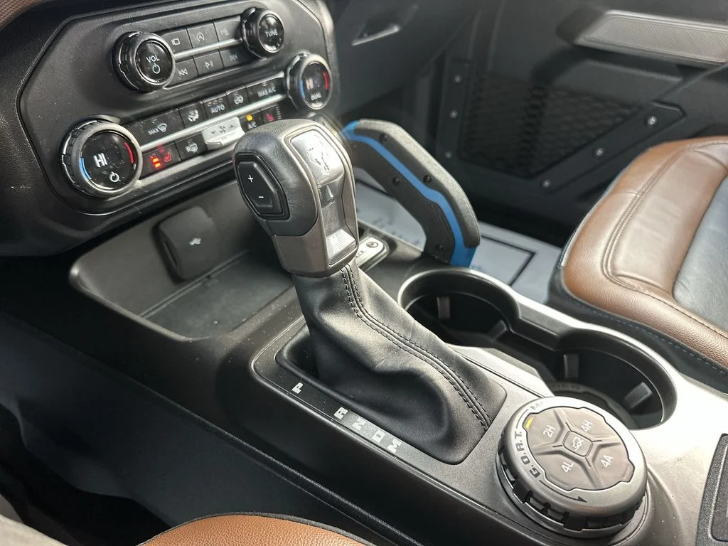 Used 2023 Blue Ford Outer Banks image 20
