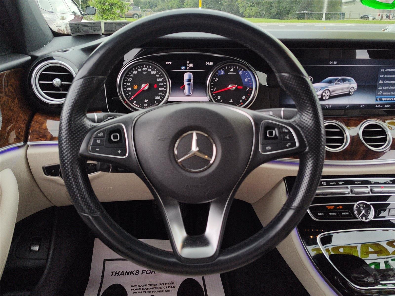 Used 2017 Dakota Brown Metallic Mercedes-Benz E 400 Sport image 18