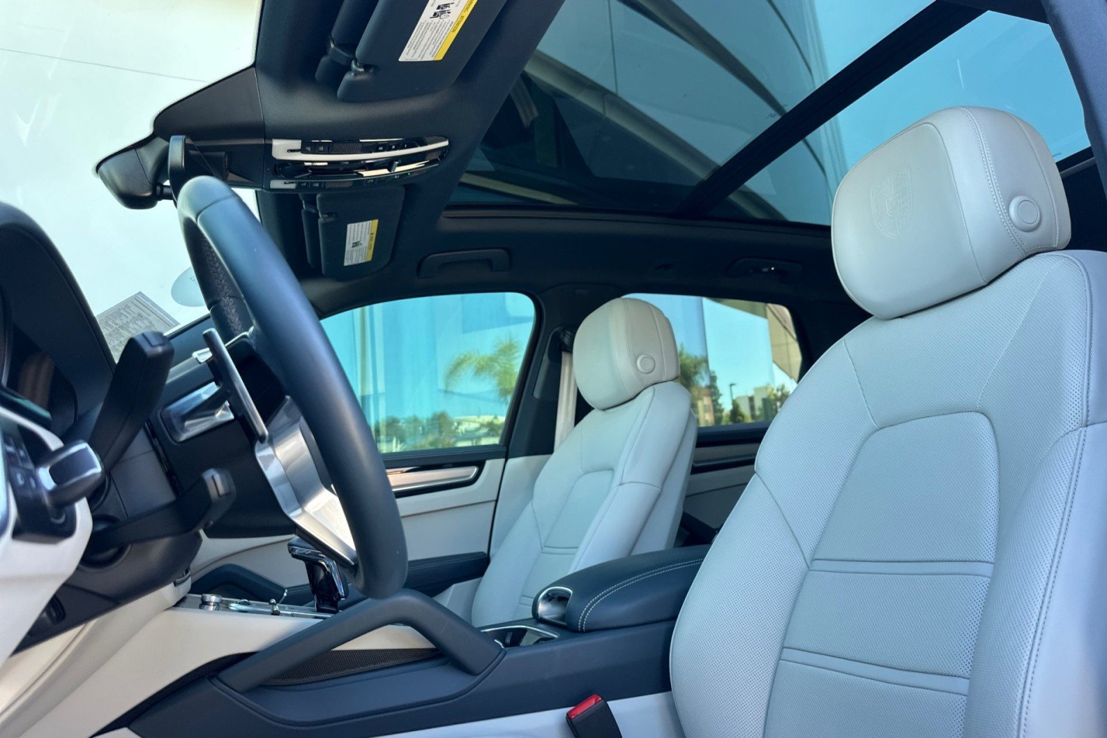 Certified Used 2023 White Porsche  image 5