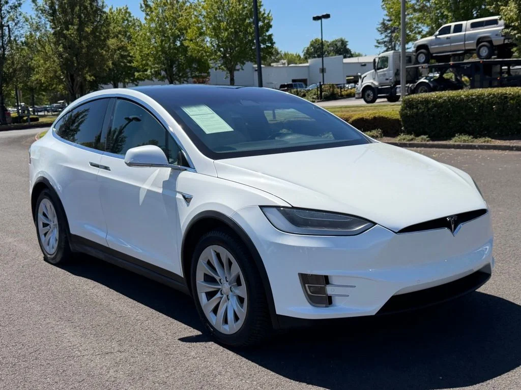 Used 2019 Tesla Model X Long Range with VIN 5YJXCAE26KF193040 for sale in Gresham, OR