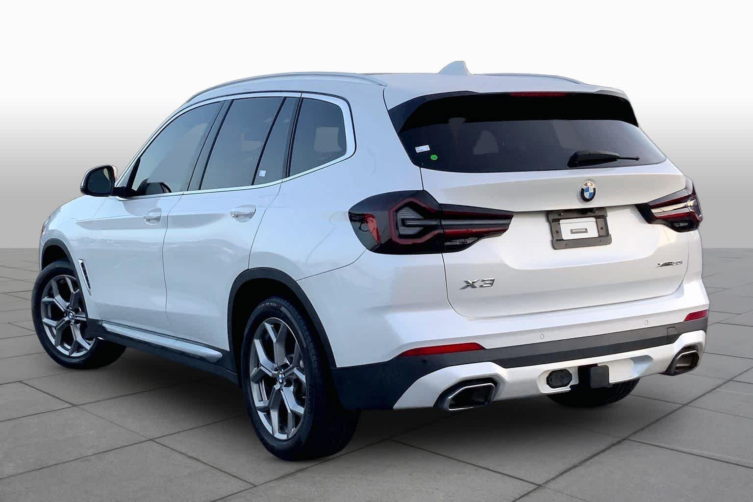 Used 2022 Alpine White BMW xDrive30i image 12