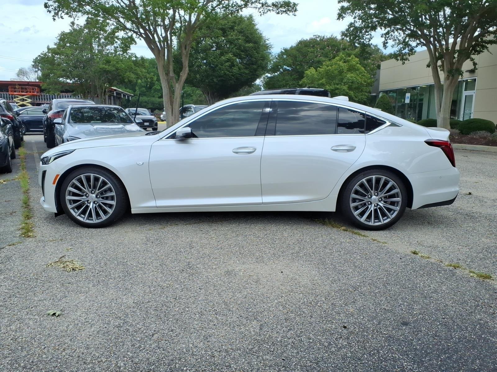Used 2024 Crystal White Tricoat Cadillac Premium Luxury image 9