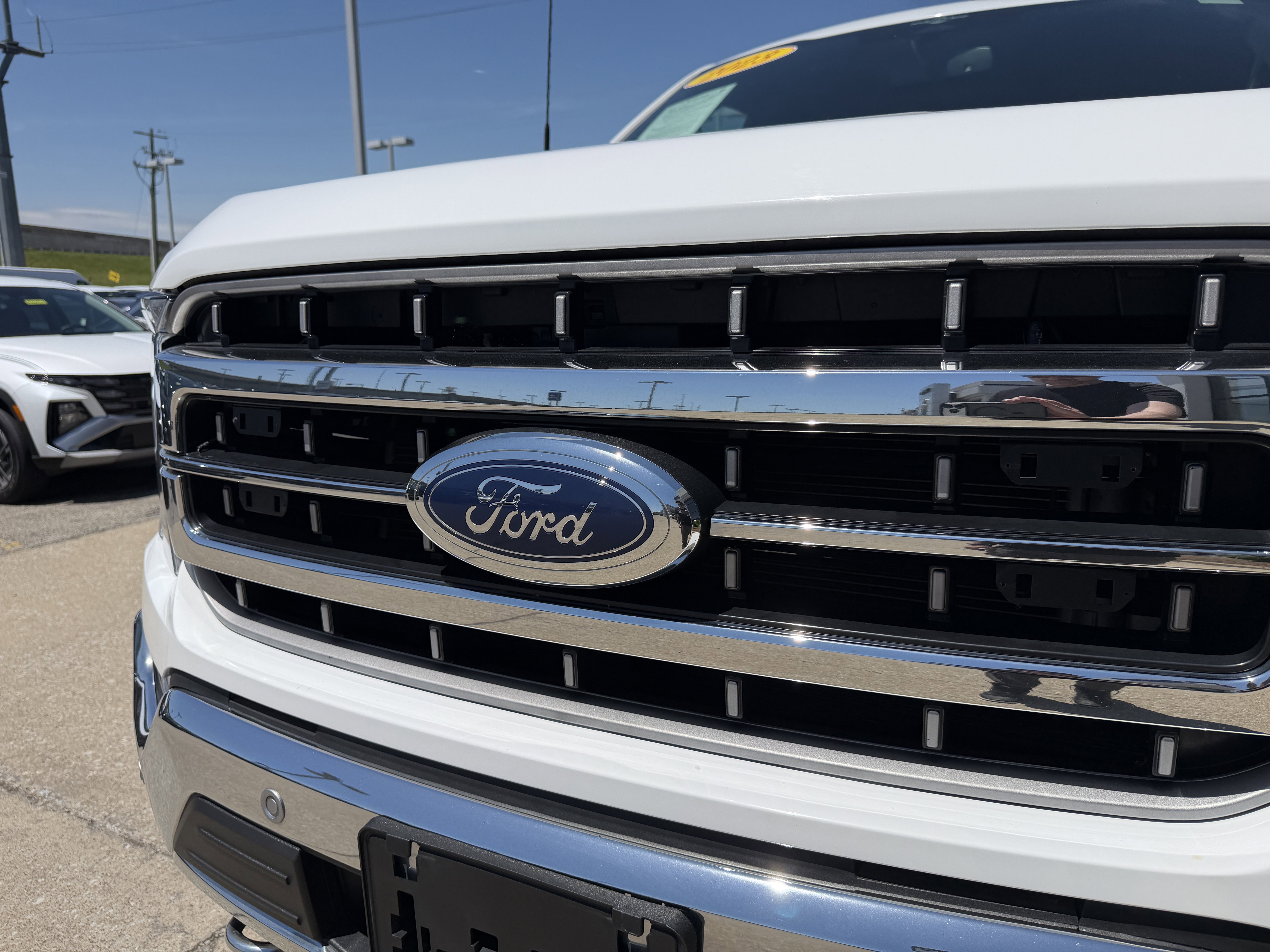 Used 2023 Oxford White Ford LARIAT image 20
