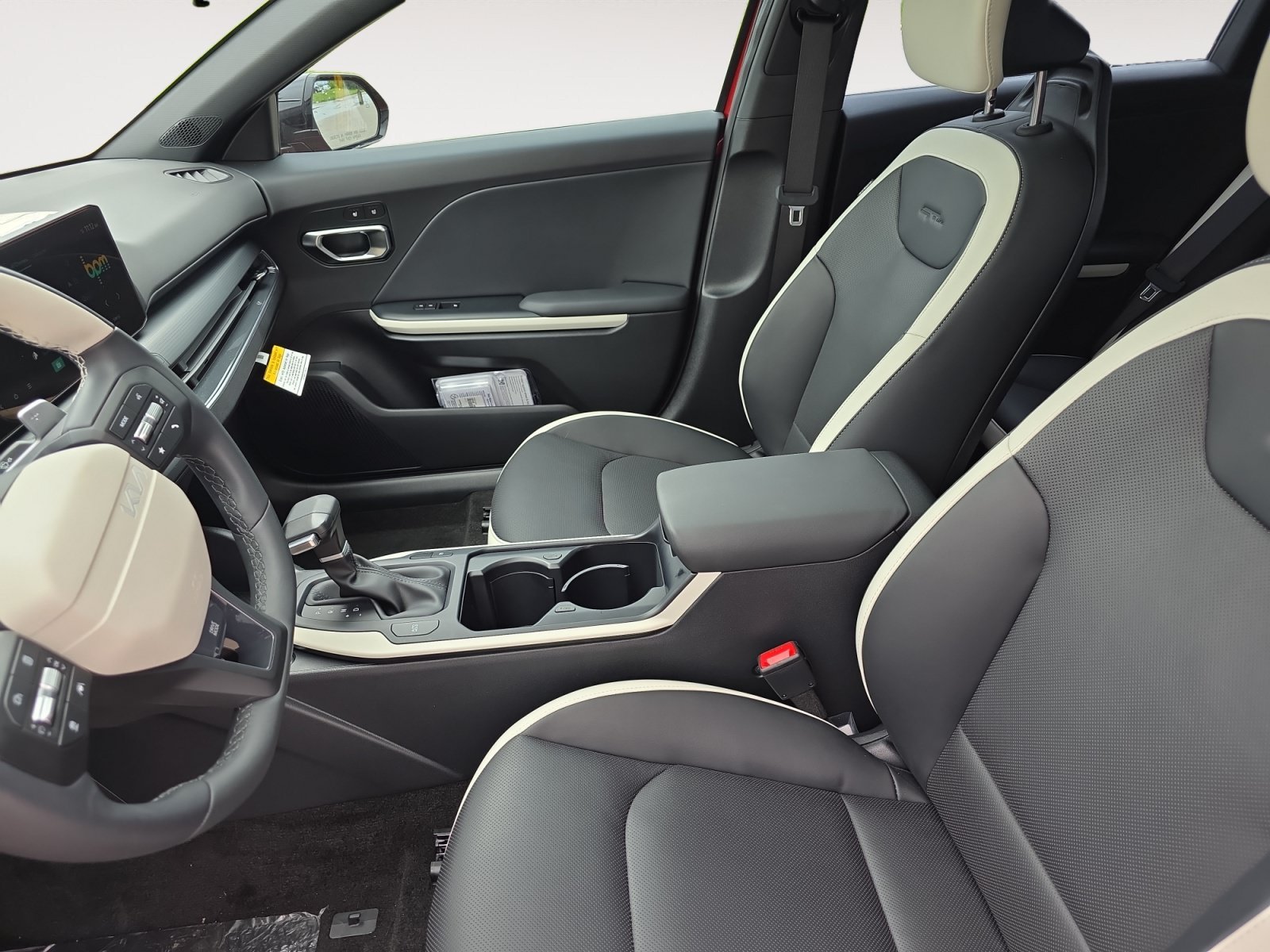 2025 Kia K4 GT-Line - Photo 21
