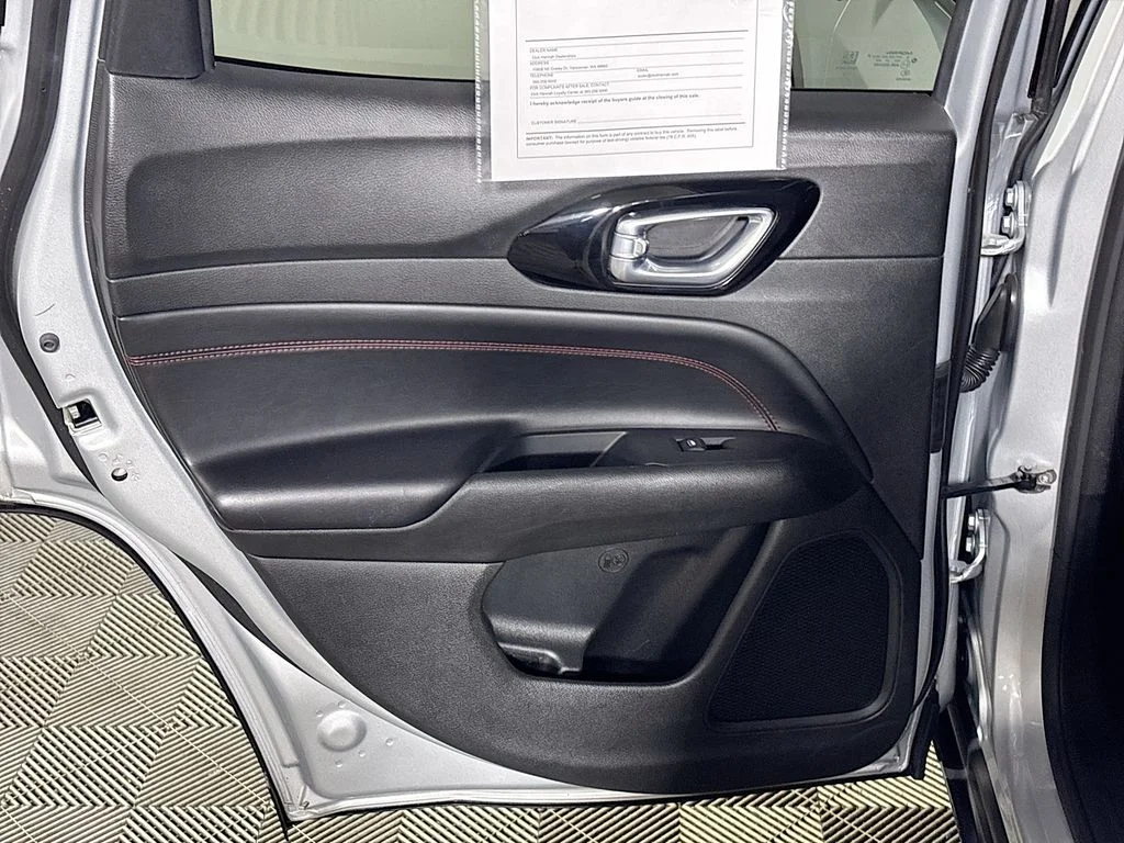 Used 2024 Silver Jeep Trailhawk image 18