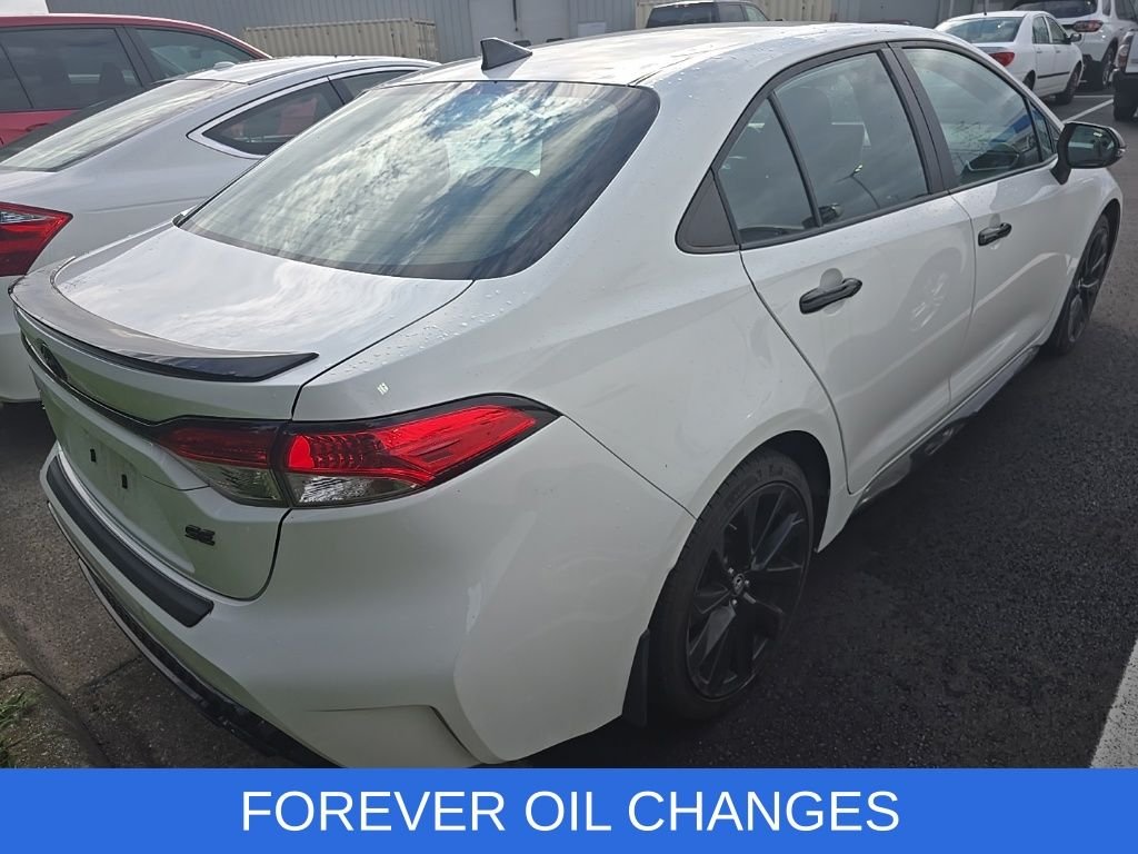 Used 2021 White Toyota SE Nightshade image 4