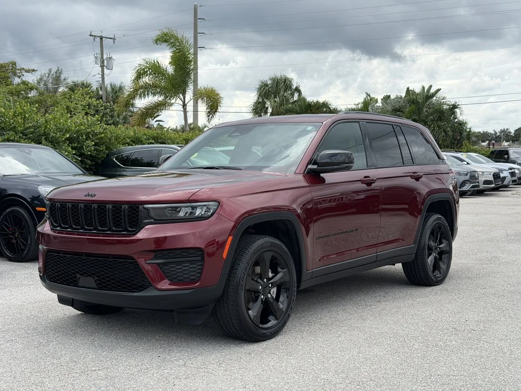 2024 Jeep Grand Cherokee Altitude