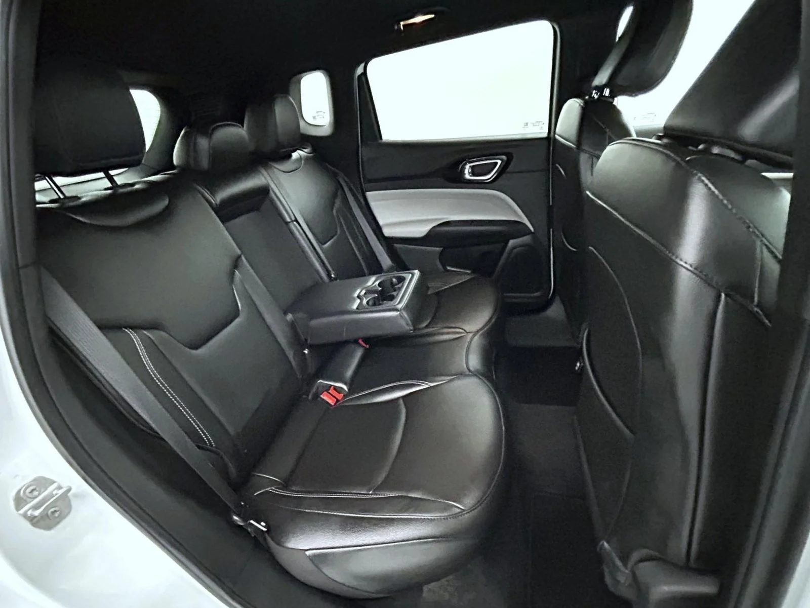 Certified Used 2025 White Jeep Limited image 18