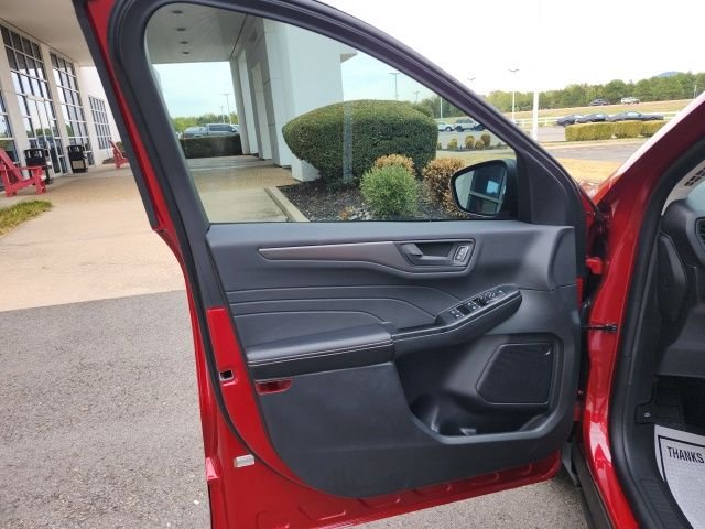 2026 Ford Escape Active - Photo 13