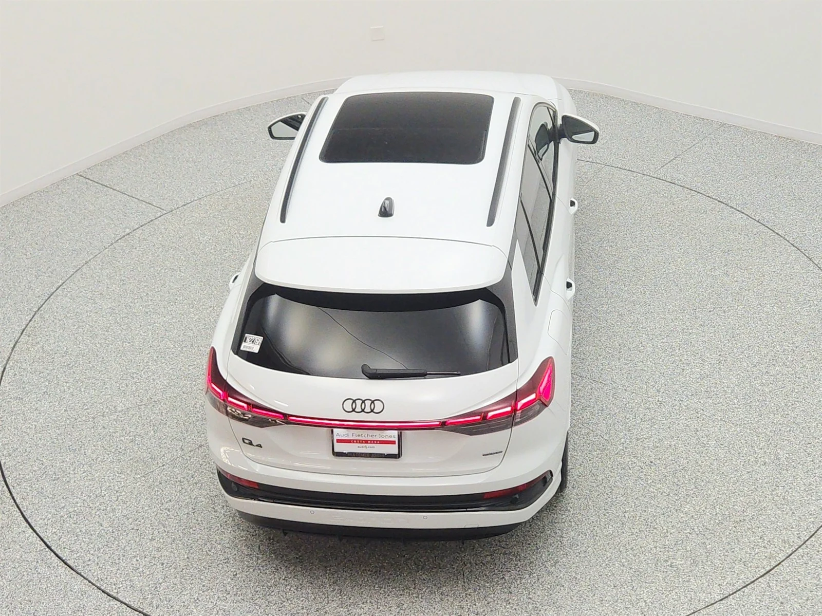 Used 2024 Glacier White Metallic Audi Prestige 55 quattro image 27