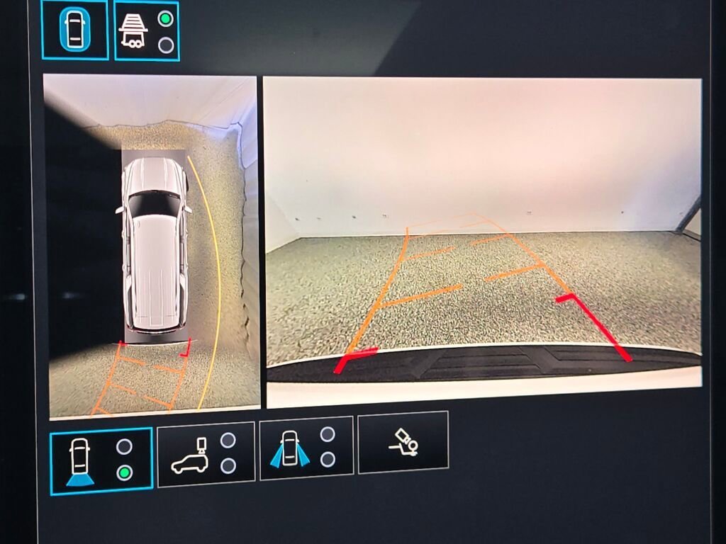 New 2026 Summit White GMC Elevation image 35