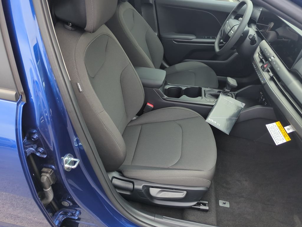 New 2026 Deep Sea Blue Kia LXS image 35