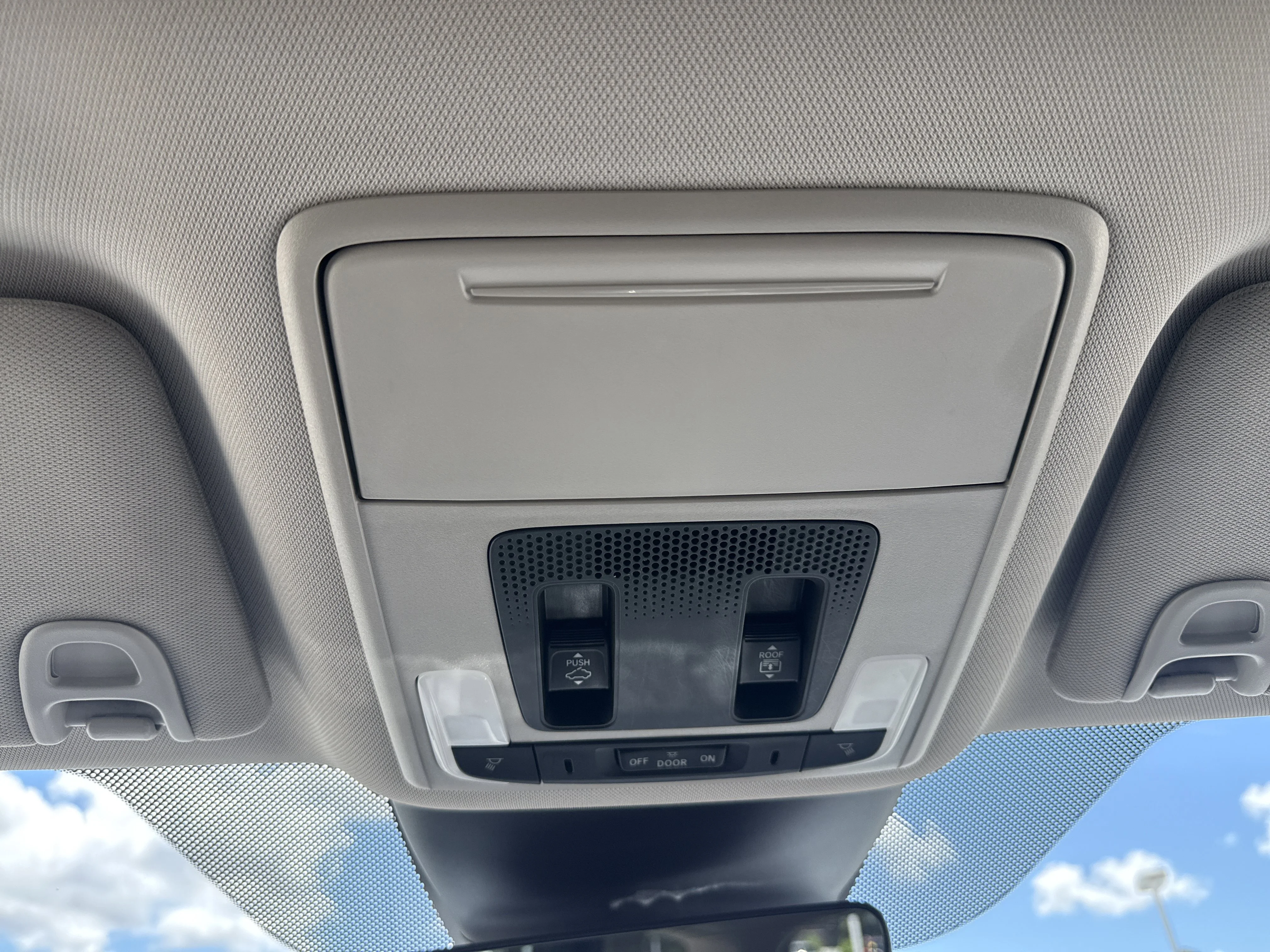 2024 Honda Pilot Touring - Photo 25