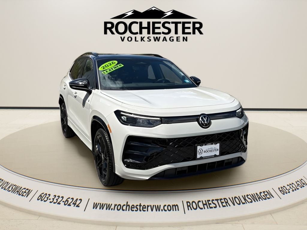 Used 2026 Silver Volkswagen 2.0T SE R-Line Black image 9
