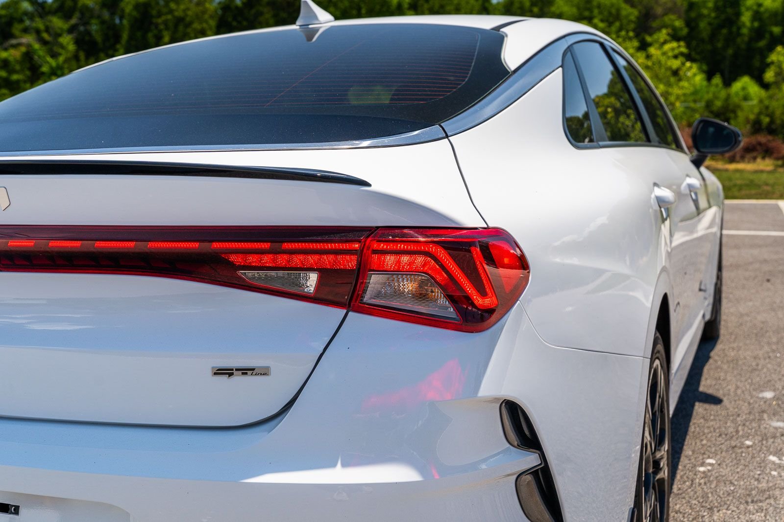 Used 2023 White Kia GT-Line image 14