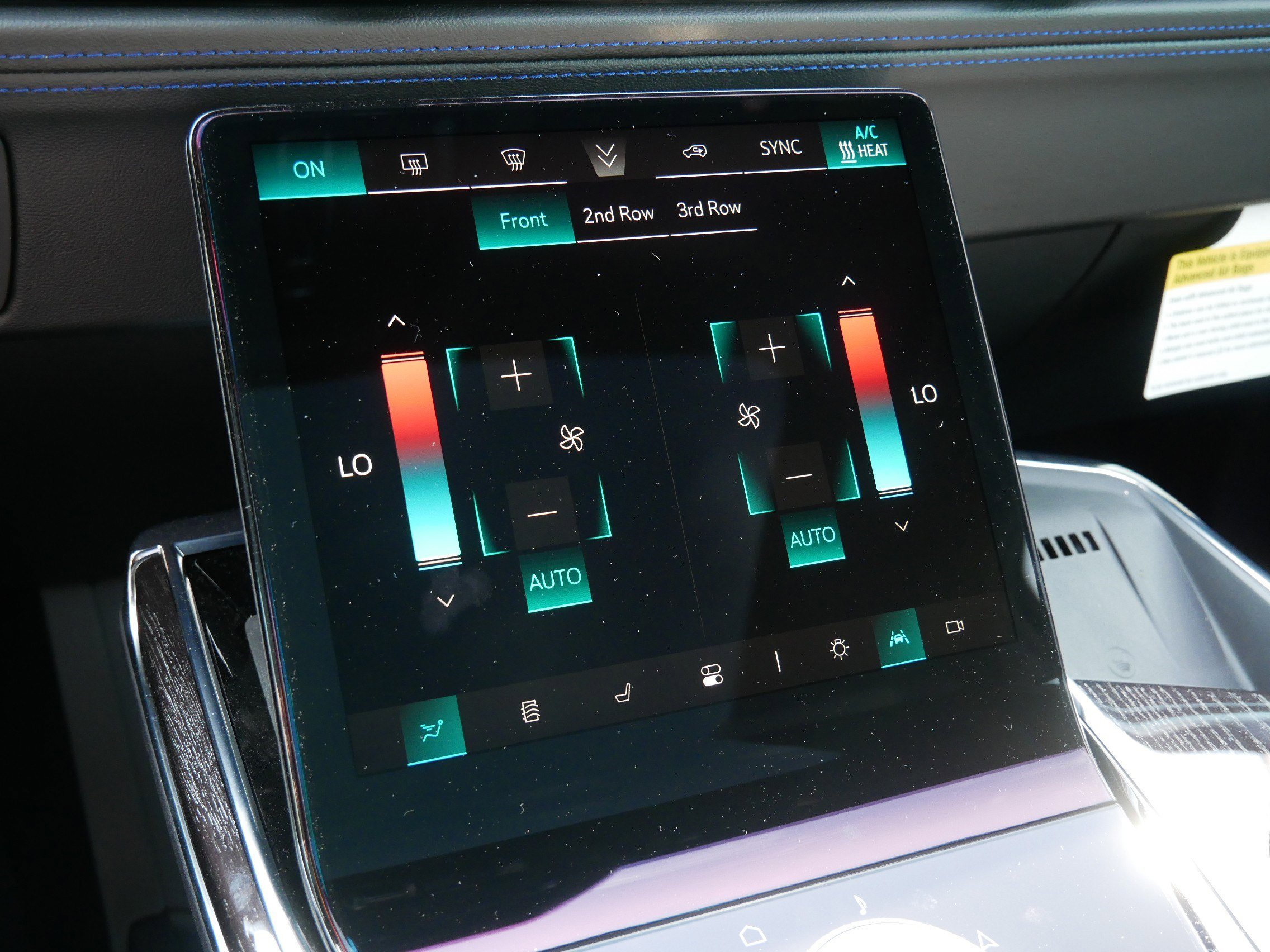 2026 Cadillac Escalade IQ Sport - Photo 19