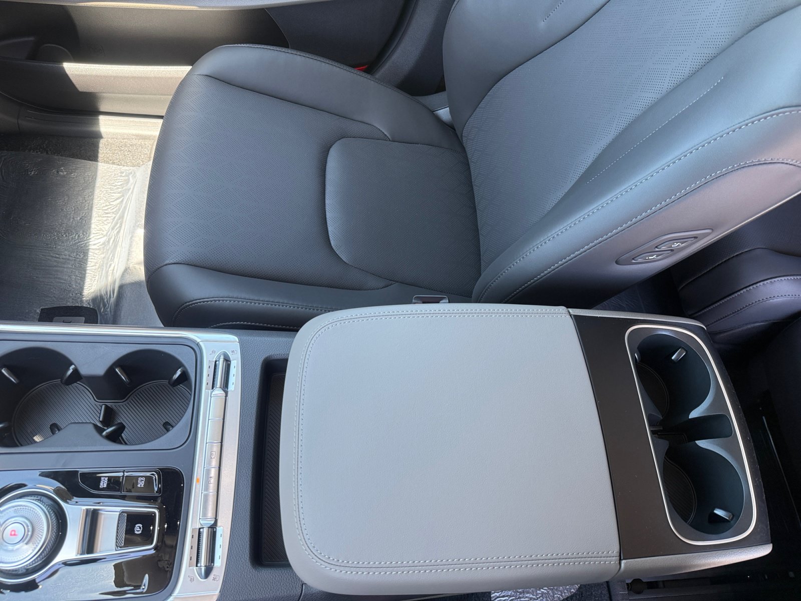 New 2026 Aurora Black Pearl Kia SX image 14