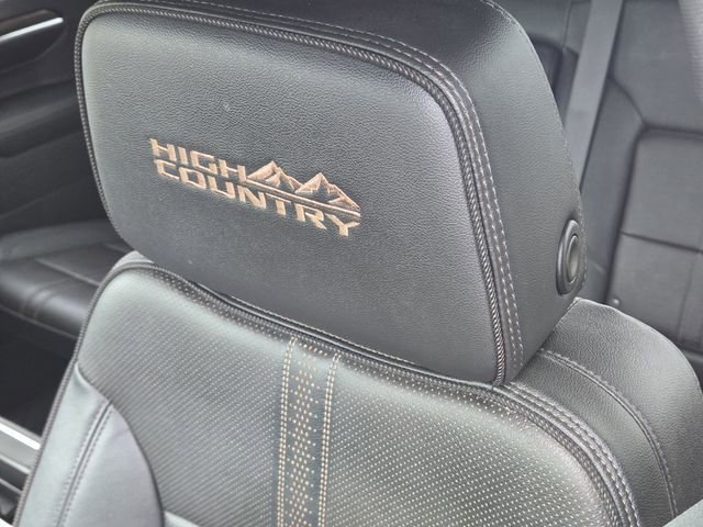 Used 2025 Black Chevrolet High Country image 15