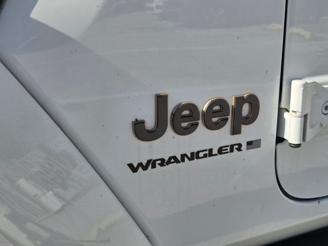 Used 2023 White Jeep Rubicon 392 image 12