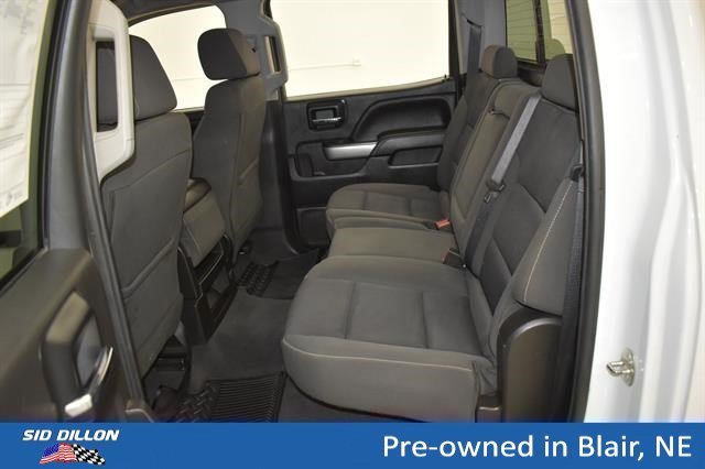 Used 2018 Summit White Chevrolet LT image 8