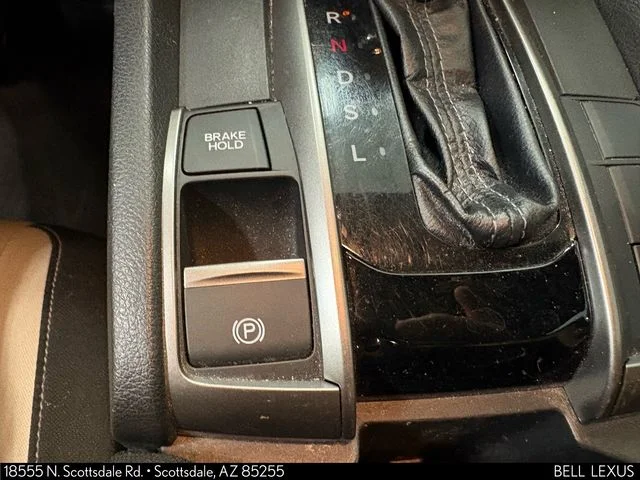 Used 2018  Honda EX image 26