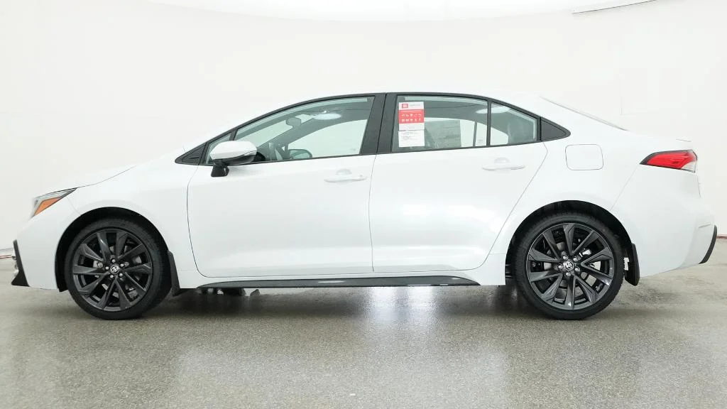 New 2026 Wind Chill Pearl Toyota SE image 8