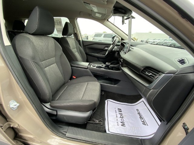 Used 2025 Baja Storm Metallic Nissan SV image 23