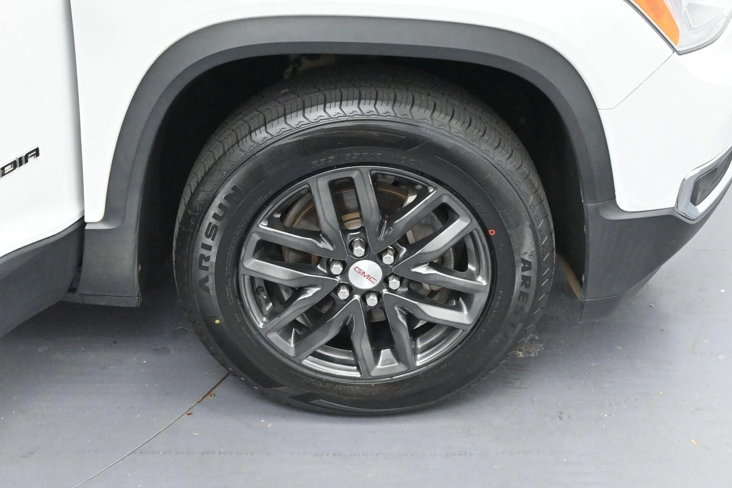 Used 2019 Summit White GMC SLT image 35