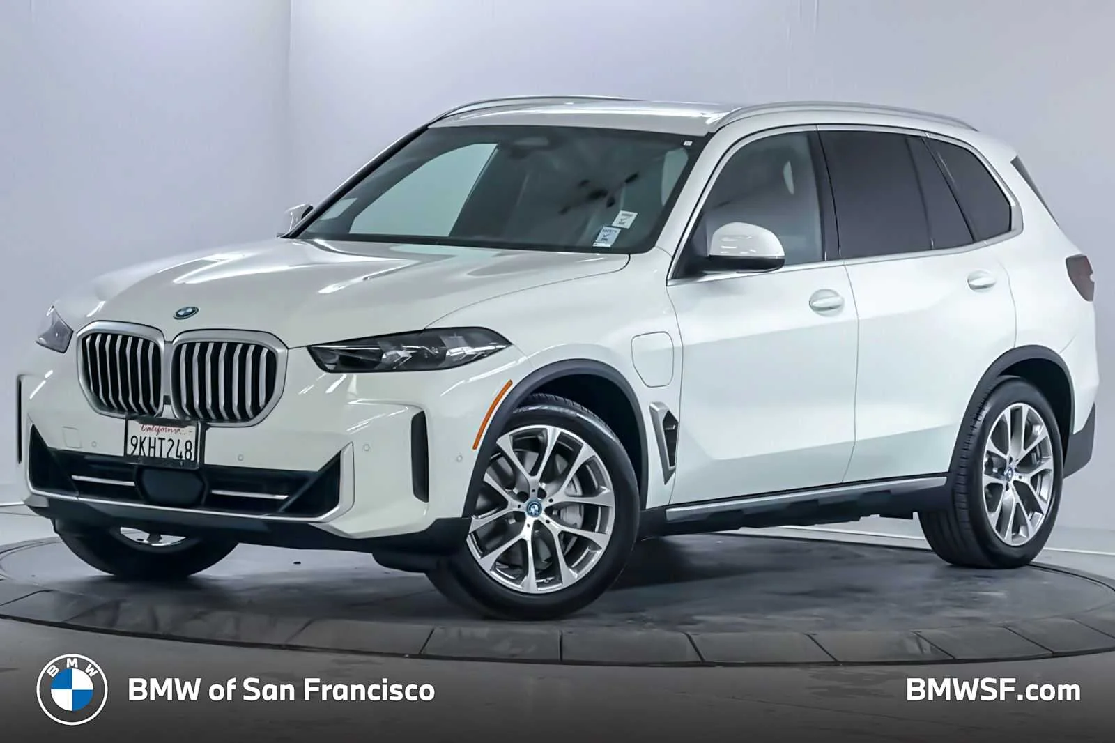 2024 BMW X5 xDrive50e's photo