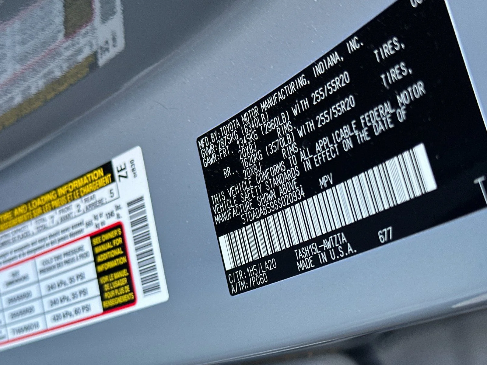 Used 2025 Cement Toyota MAX Platinum image 27