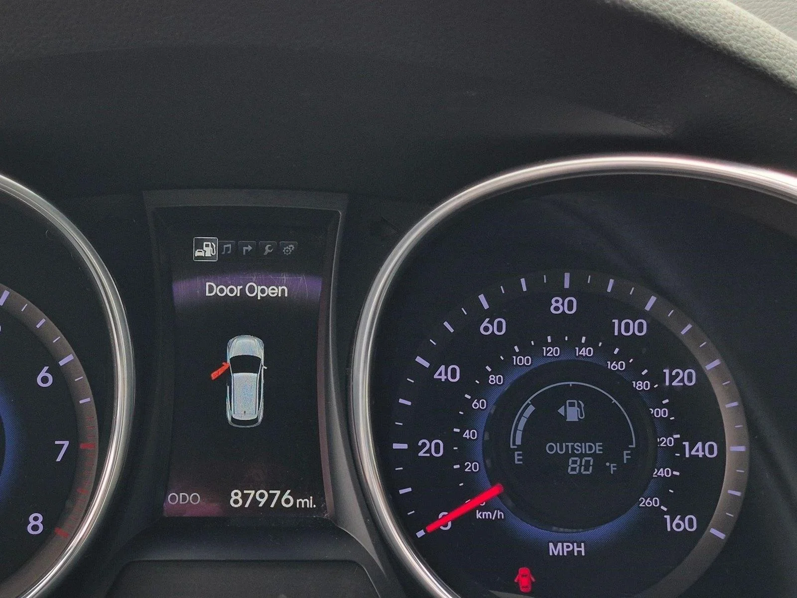 Used 2015 Frost White Pearl Hyundai  image 5