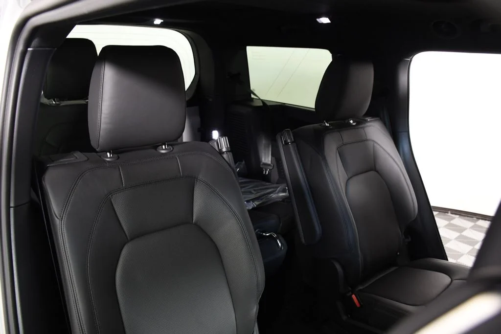New 2026 Borasco Grey Land Rover X-Dynamic SE image 23