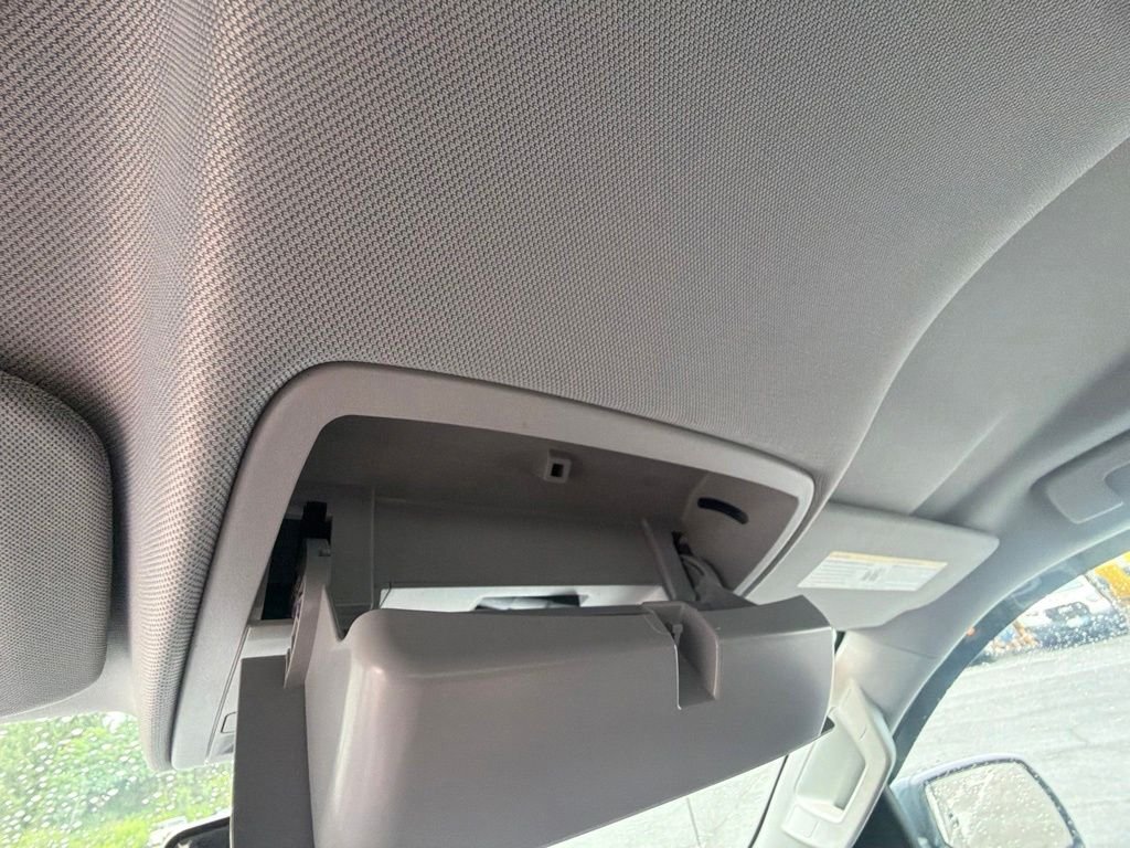 Used 2018 Gray Chevrolet LT image 22