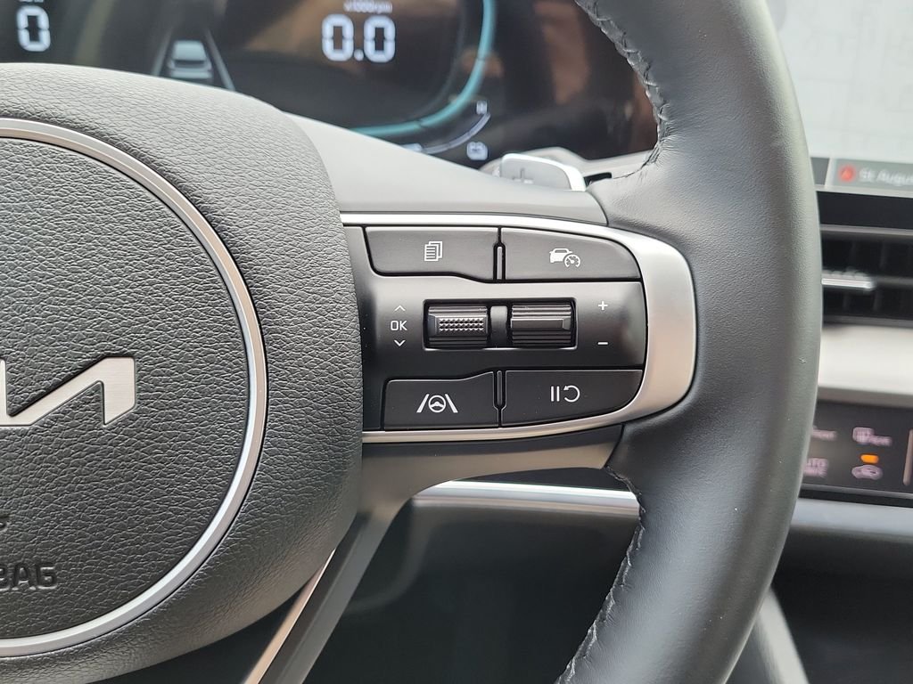 Certified Used 2025 Vesta Blue Kia EX image 29