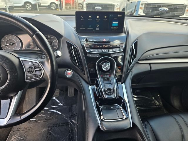Used 2020  Acura Base image 17