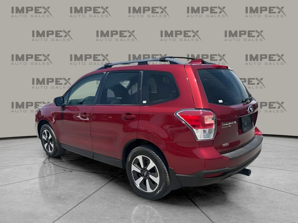 Used 2018 Red Subaru 2.5i image 2