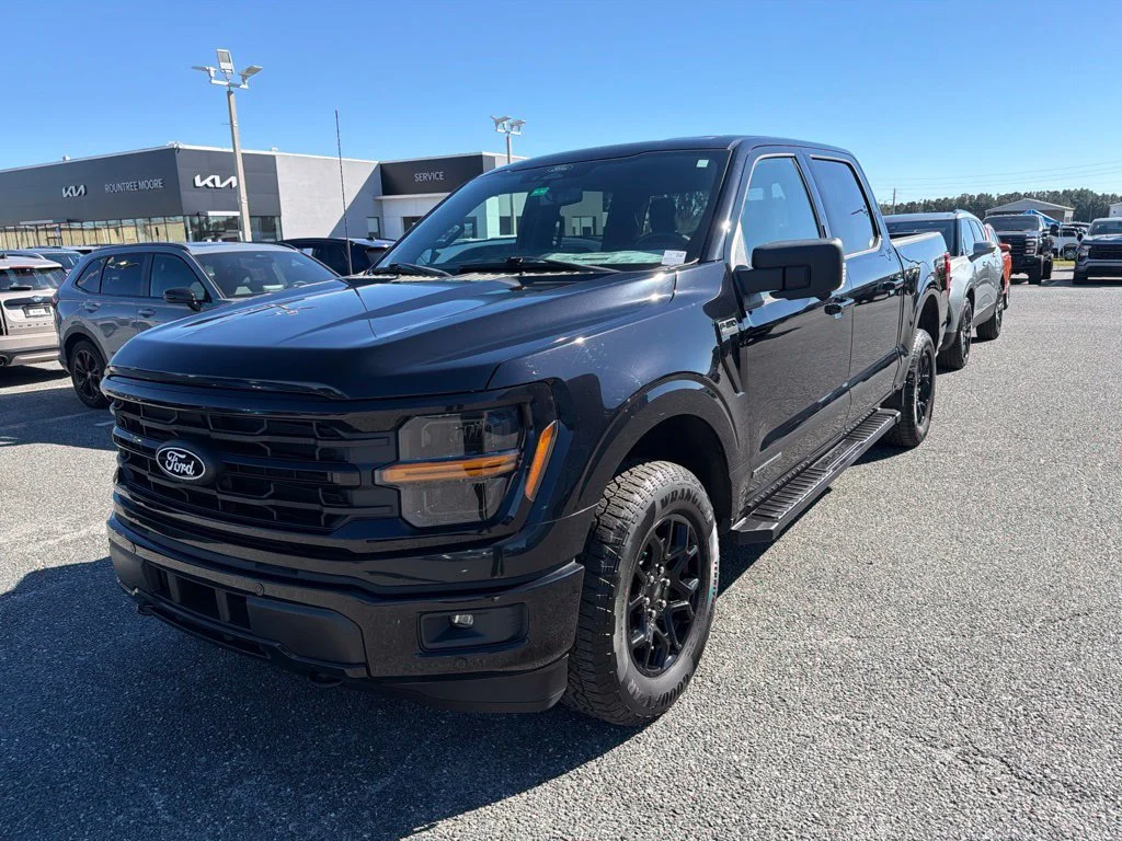 Certified Used 2024 Black Metallic Ford XLT image 1