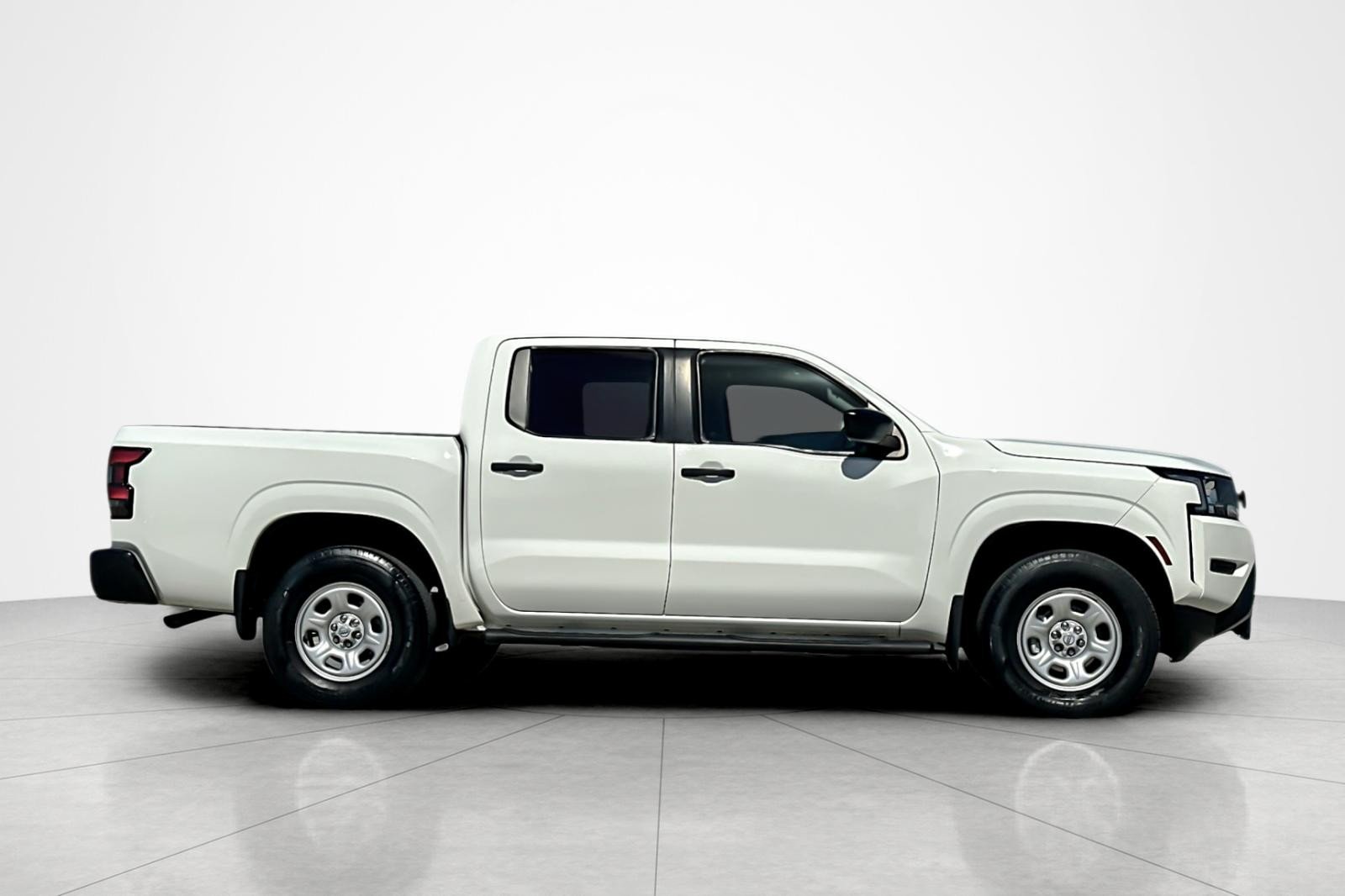 Used 2024 Glacier White Nissan S image 6