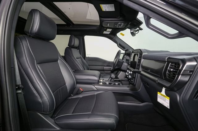 Used 2026  Ford Lariat image 16