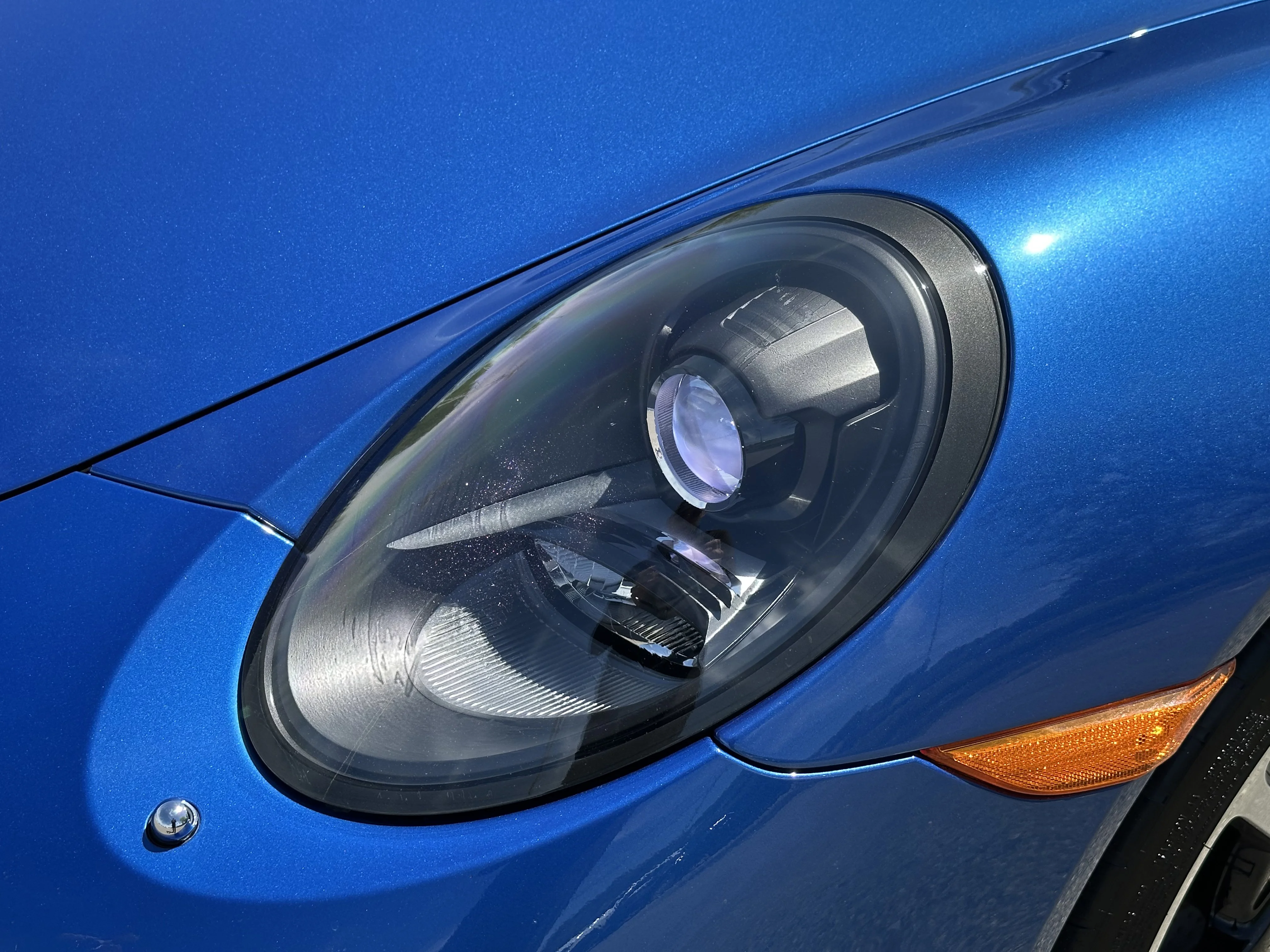 Used 2014 Sapphire Blue Metallic Porsche Carrera 4S image 24