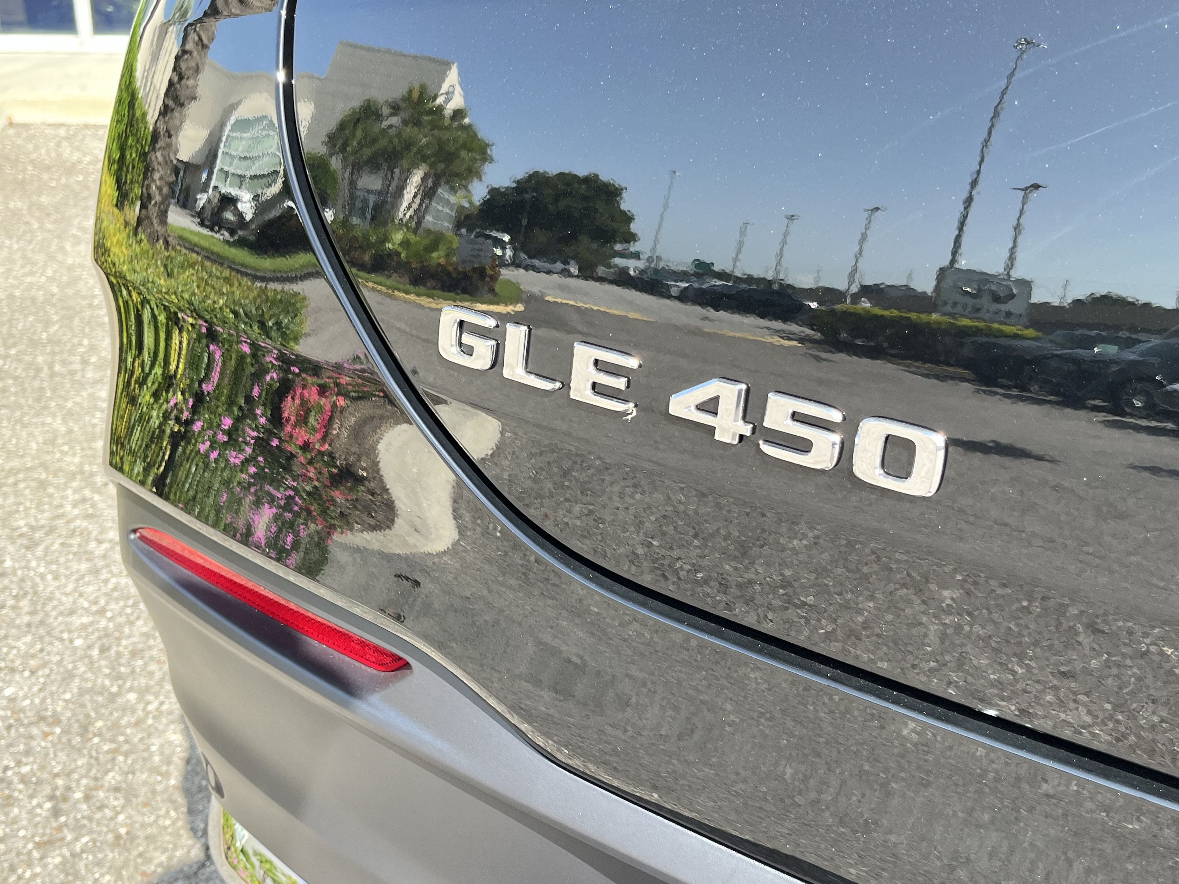 New 2026 Black Mercedes-Benz GLE 450 image 6