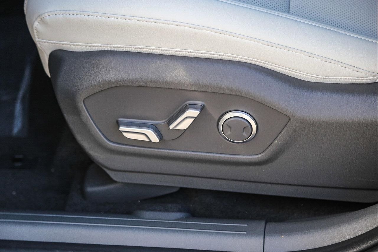 New 2026 Silver Hyundai SEL image 46