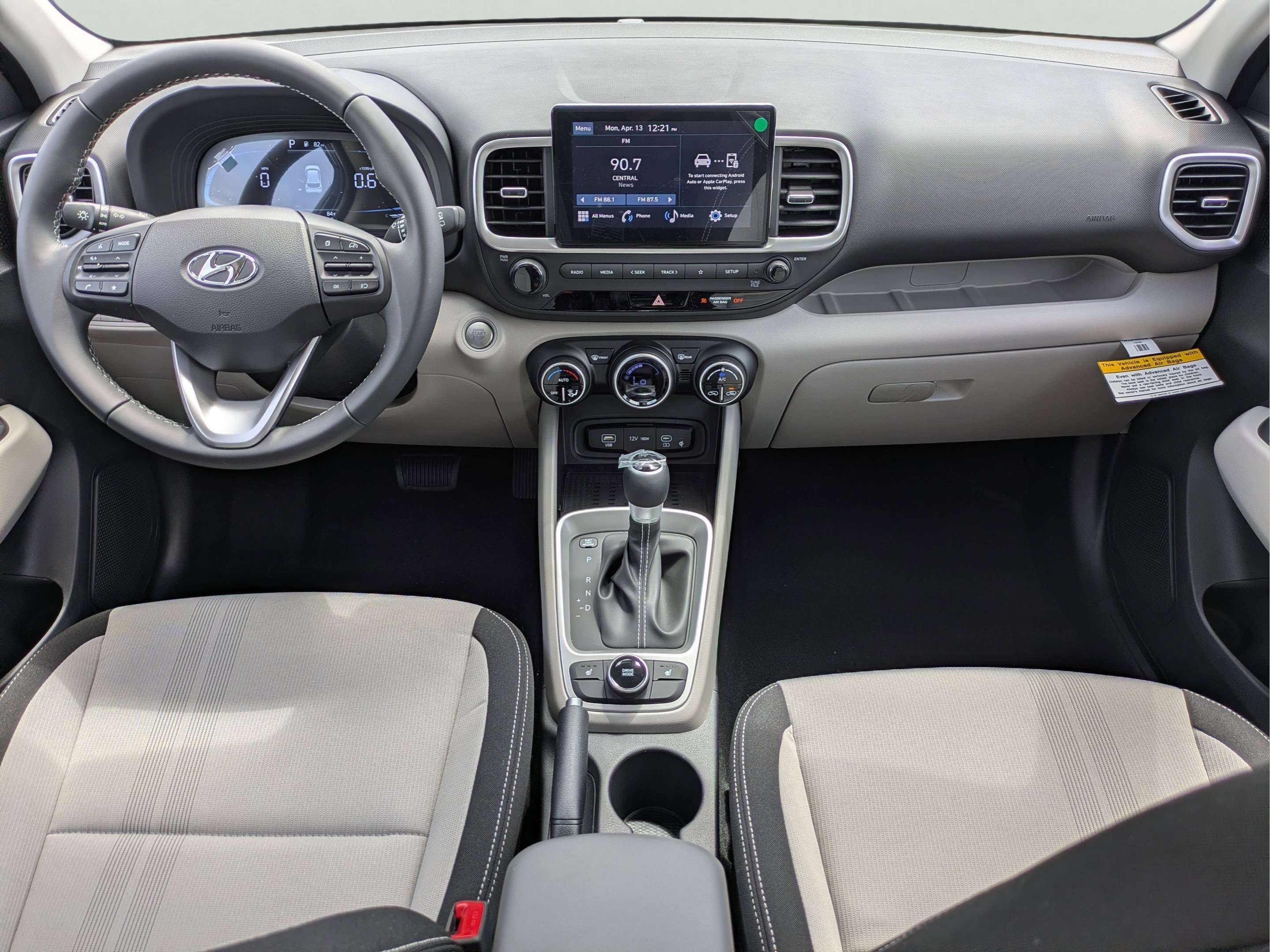 New 2026 Shimmering Silver Hyundai SEL image 12