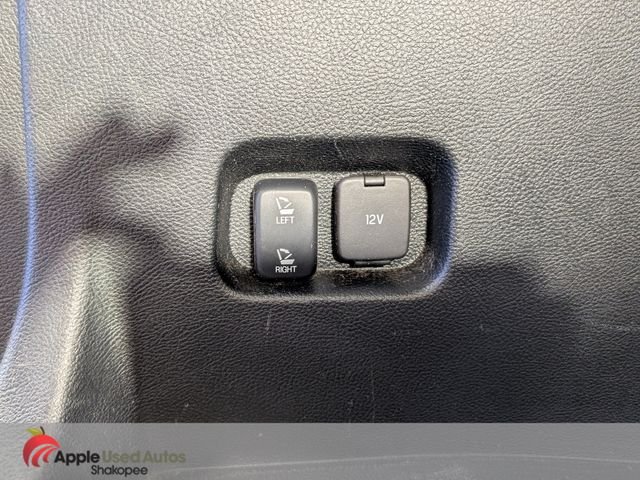 Used 2018 Blue Ford SEL image 11