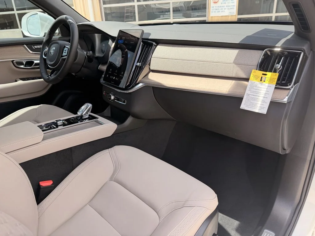 New 2026 Crystal White Volvo Core image 30