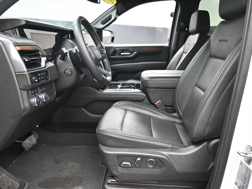 Certified Used 2025 White GMC Denali image 27