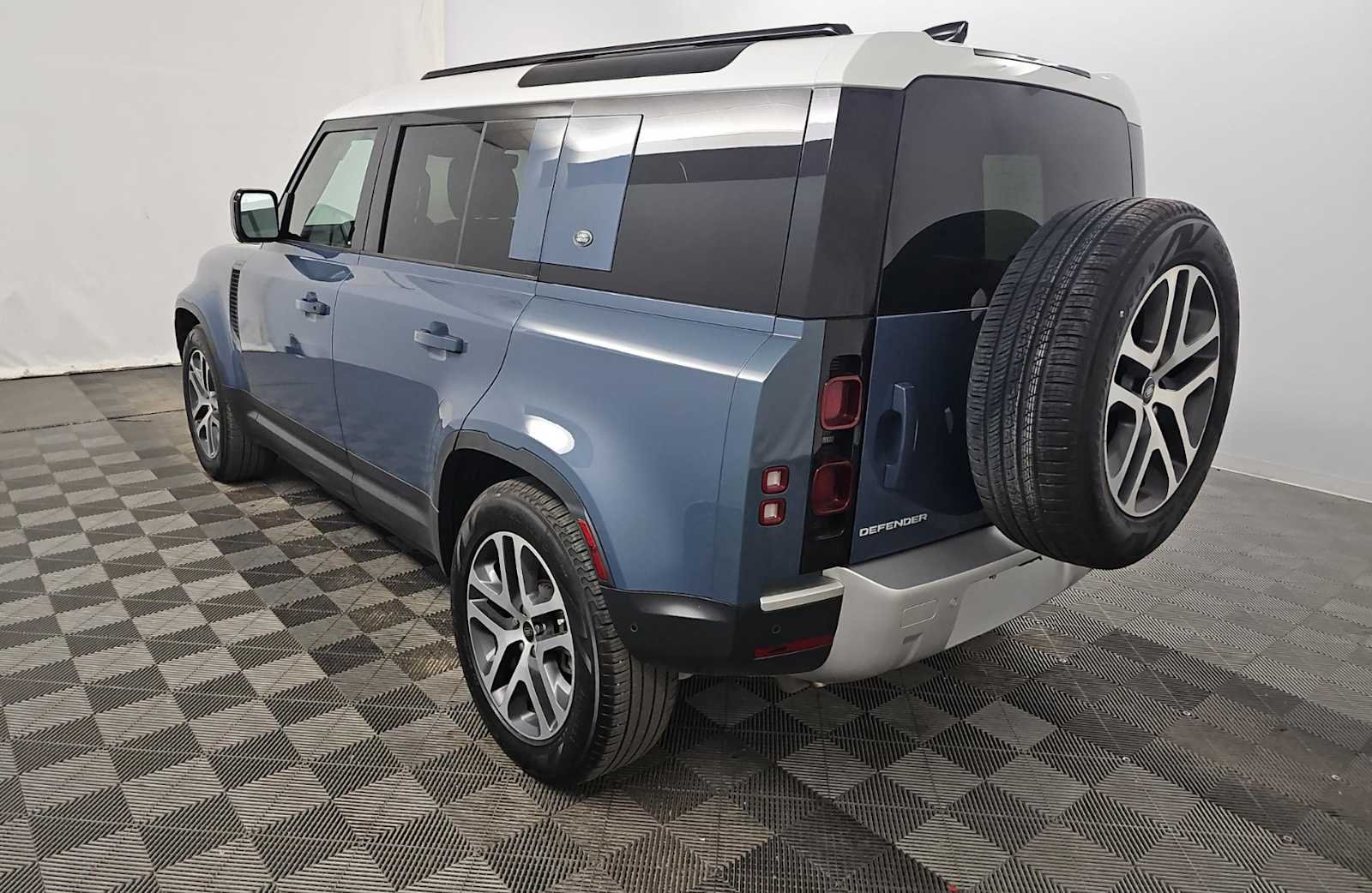 Certified Used 2024 BLUE Land Rover S image 3
